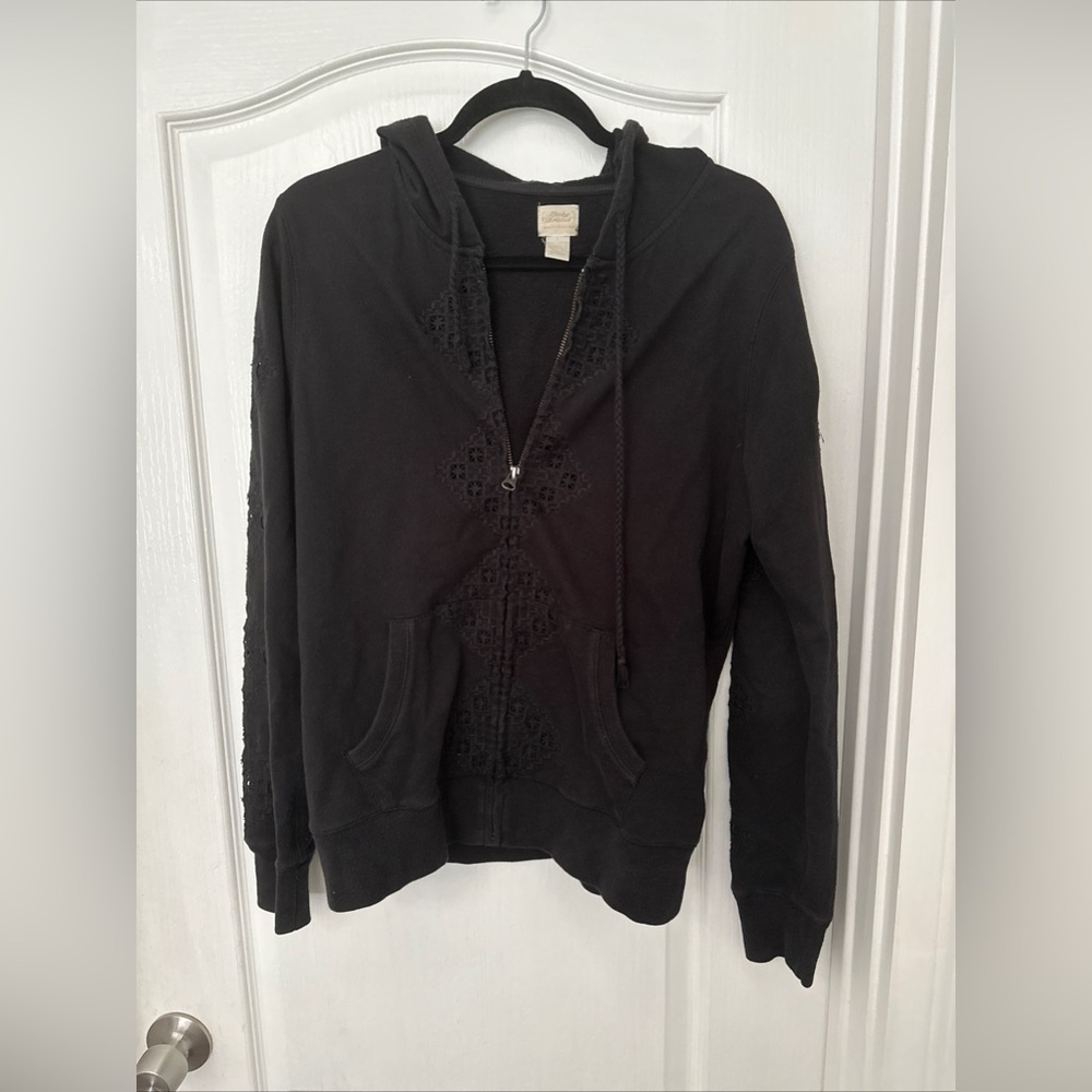 Lucky brand black hoodie with embroidery. Size L